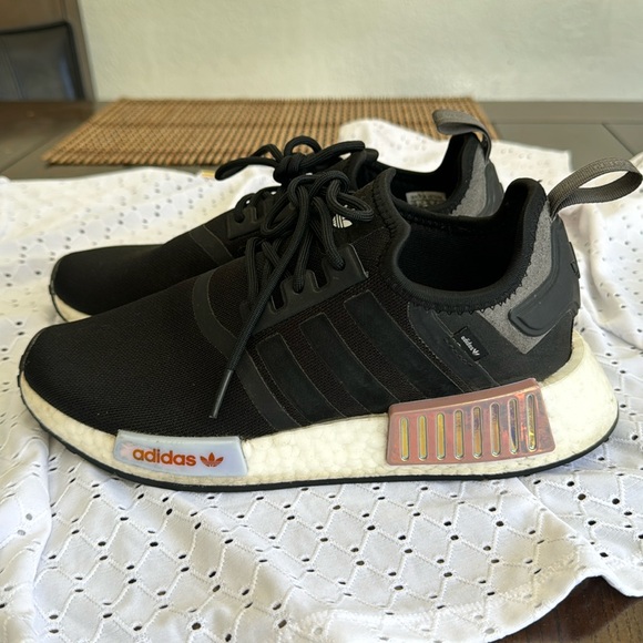 adidas Shoes - Nmds addidas